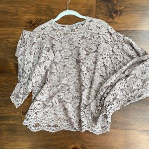 Zara long sleeves lace top